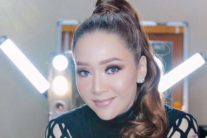 Maia Estianty justru kegirangan dipuji setinggi langit oleh pria lain padahal sudah jadi istri Irwan Mussry