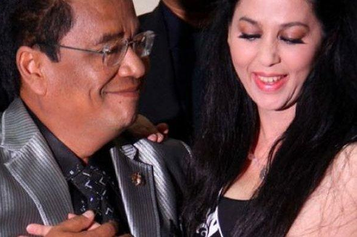 Hotman Paris dan Meriam Bellina
