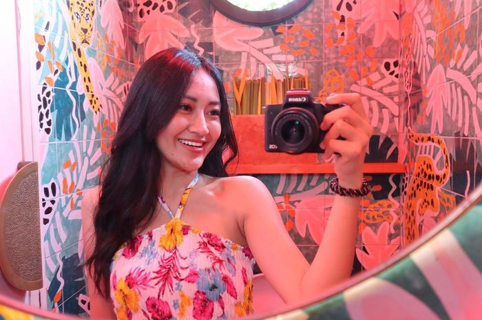 Dokter cantik yang hits di youtube
