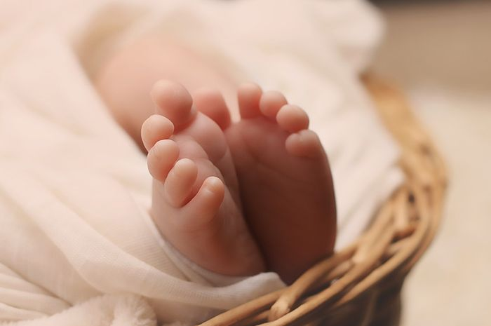 Ilustrasi bayi dibuang