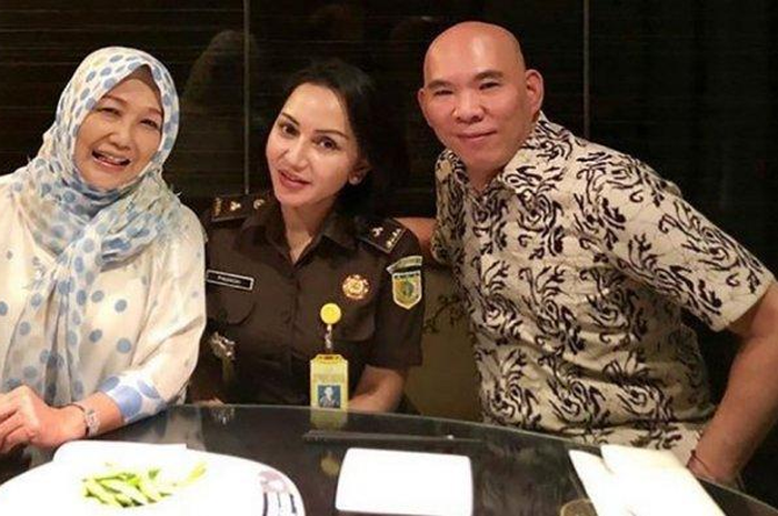 Jaksa Pinangki Sirna Malasari bersama Anita Kolopaking dan Djoko Tjandra 