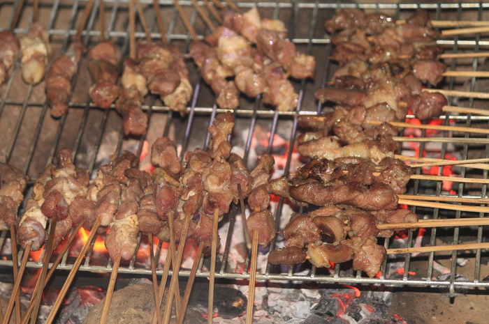Ilustrasi sate kambing