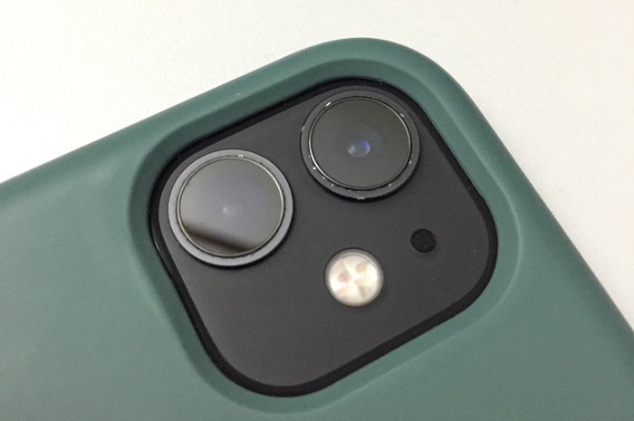 Dual camera iPhone 11