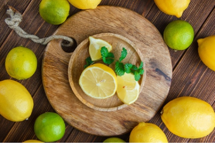 Manfaat meletakkan irisan lemon di samping tempat tidur.