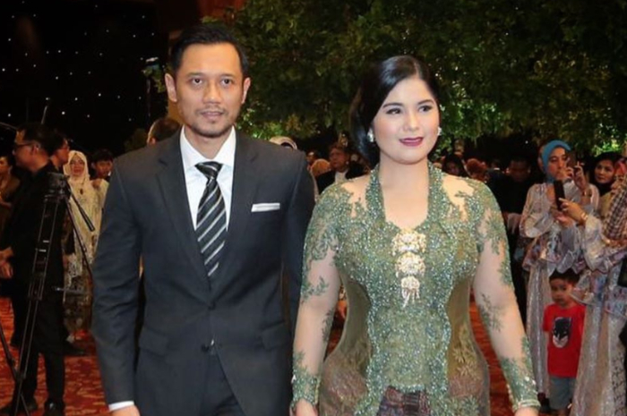 Annisa Pohan kepergok pamer potret bareng penyanyi ganteng International, kaum hawa sukses menjerit iri dengan istri AHY