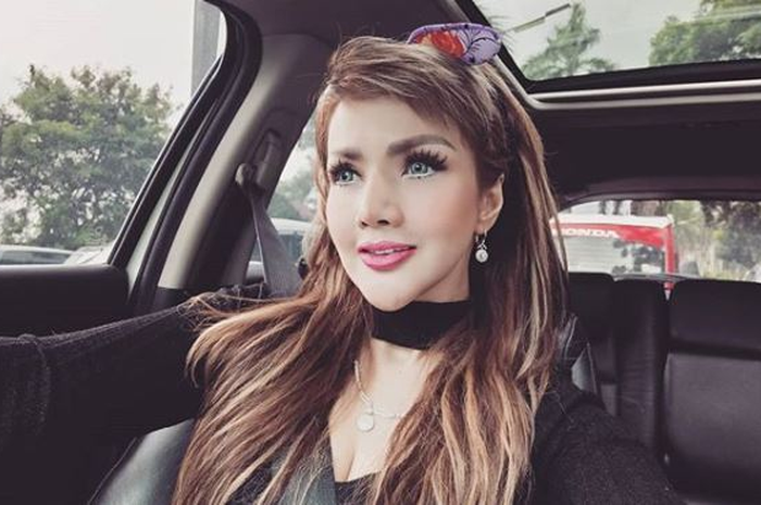 Lepas dari Jeratan Cinta Galih Ginanjar, Barbie Kumalasari Pamer Gebetan Baru Bule Asal Perancis: Tahun Depan Menikah