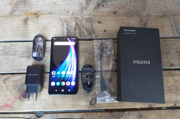 Sharp Aquos Zero2