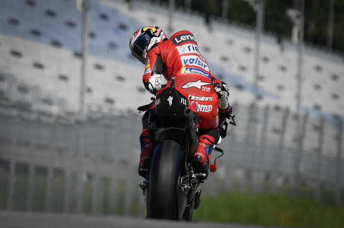 Terungkap, biaya dua pembalap pabrikan Ducati tahun depan hanya setengahnya dari gaji Andrea Dovizioso saat ini.