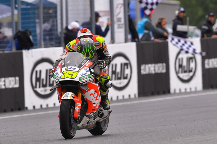 Pembalap tim LCR Honda, Cal Crutchlow curhat kalau dirinya masih termotivasi meski tahun ini merupakan musim terakhirnya di Honda.