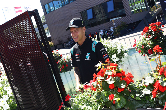 Fabio Quartararo pede banget hadapi sirkuit MotoGP Misano karena jadi trek favoritnya. Kalau Fabio Quartararo bilang sirkuit favorit maka kemenangan hasilnya, seperti dibuktikan di sirkuit Jerez di MotoGP Spanyol dan Andalusia beberapa waktu lalu