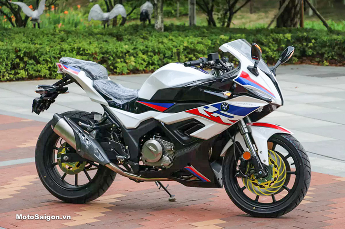 Moto S450RR kloningan BMW S1000RR
