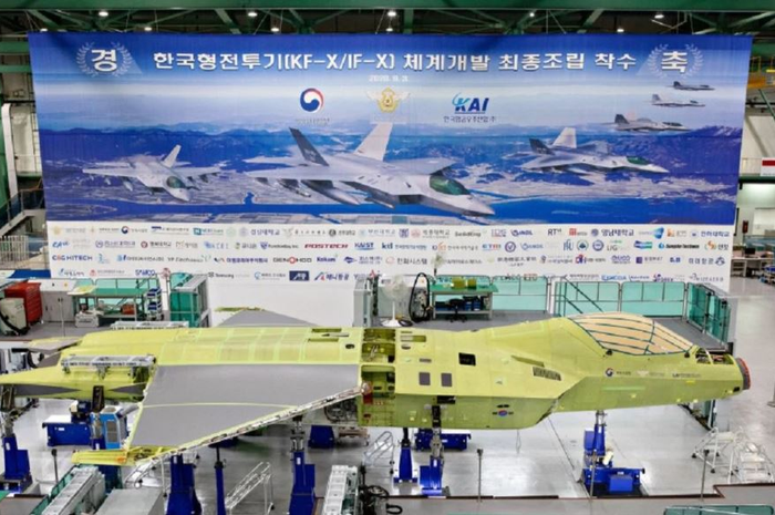 jet tempur KF-X yang hendak digarap Korsel bersama Indonesia