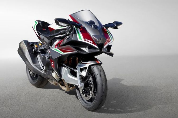 Kembaran Kawasaki Ninja H2 Asal Italy Resmi Meluncur 