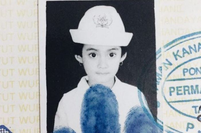 Masa kecil Ayudia Bing Slamet