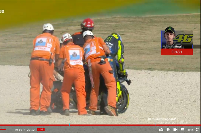 Valentino Rossi terjatuh di Lap kedua