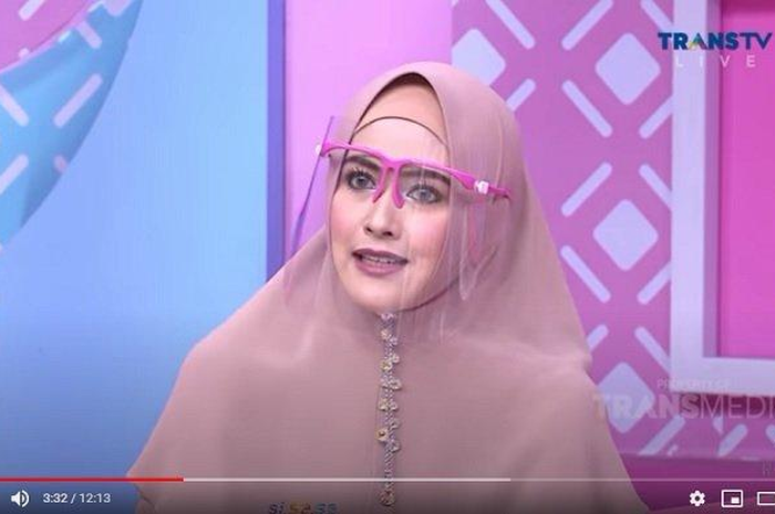 Meggy Wulandari di acara Brownis  