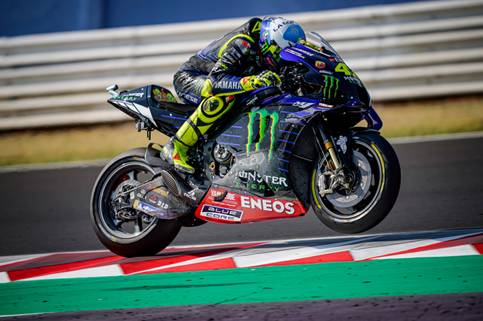 Fabio Quartararo pada MotoGP 2021 bakal memakai motor Valentino Rossi