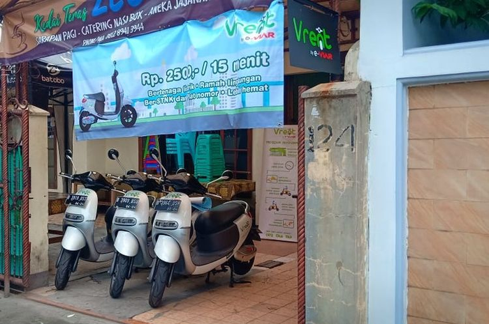 Asyik nih Viar buka penyewaan motor listrik, sewa sebulan dapat gratis pakai seminggu.