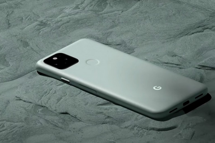 Google Pixel 5 varian warna Sorta Sarge.