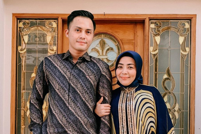 Muzdalifah dan Fadel Islami