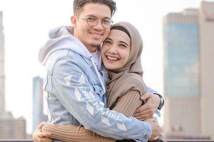 Irwansyah dan Zaskia Sungkar