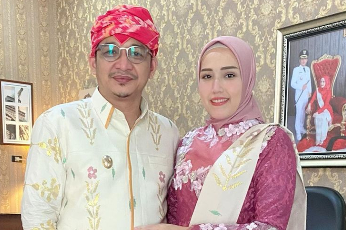 Adelia Wilhelmina dan Pasha Ungu