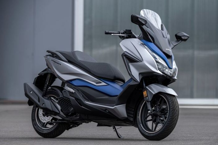 Salah satu motor baru saingan Yamaha XMAX, yaitu Honda Forza 350 bakal meluncur dalam waktu dekat.