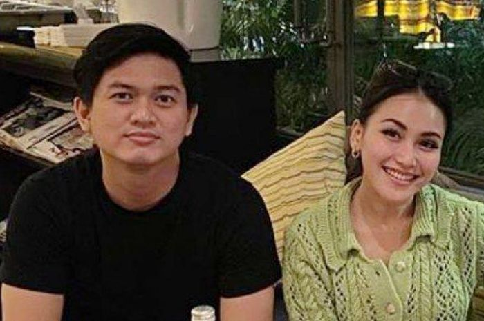  Ayu Ting Ting dan Adit Jayusman