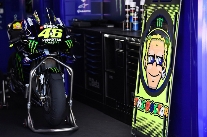 Valentino Rossi kondisinya terus membaik setelah terinfeksi positif Covid-19 sampai absen dari MotoGP Aragon dan Teruel 2020, kapan balapan lagi?