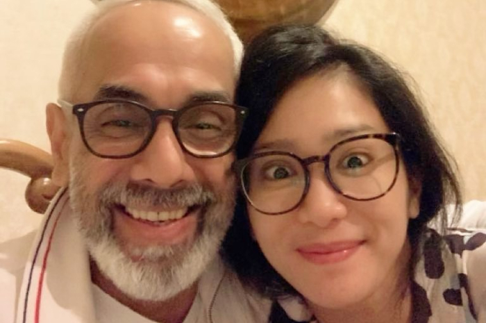 Menikah dengan duda kaya dengan profesi mentereng, Bunga Zainal tinggali hunian mewah nan megah bak istana raja, intip potretnya