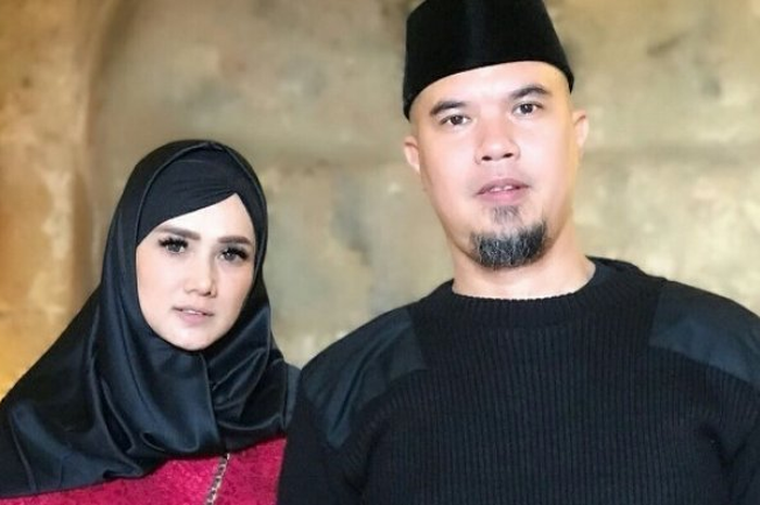Mulan Jameela dan Ahmad Dhani 