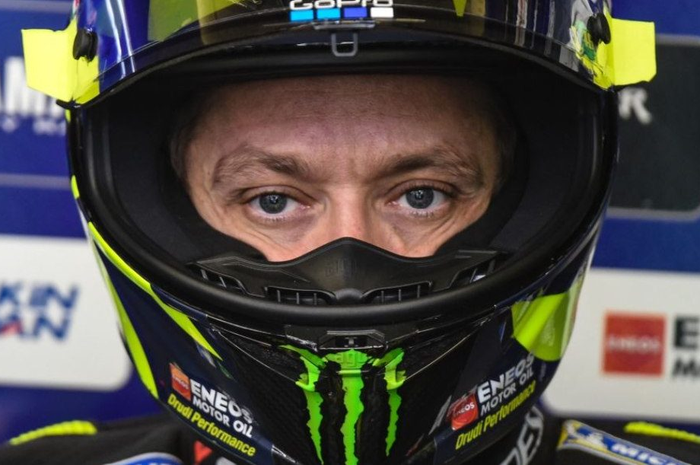 Pembalap tim Monster Energy Yamaha, Valentino Rossi masih positif virus Corona, terancam absen lagi di MotoGP Eropa dan Valencia 2020?