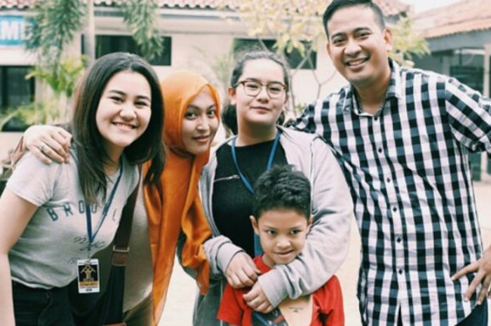 Potret kebersamaan Brotoseno dengan Angelina Sondakh