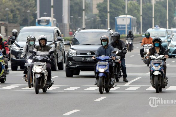 Ilustrasi PPKM. Bikers Catat, PPKM Mikro Diperpanjang dan Diperluas ke 10 Provinsi
