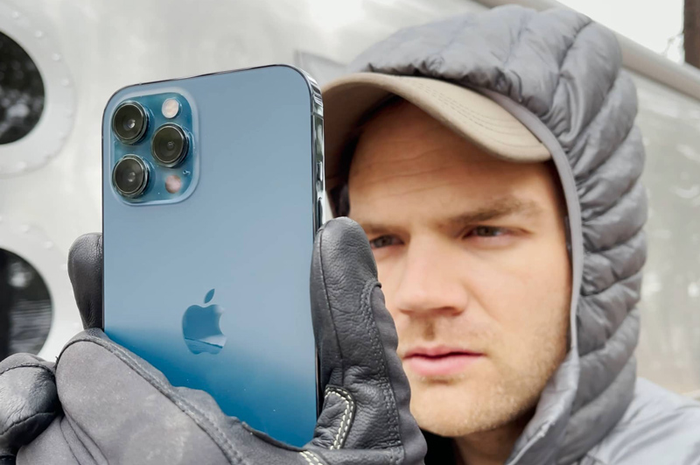iPhone 12 Pro Max by Austin Mann