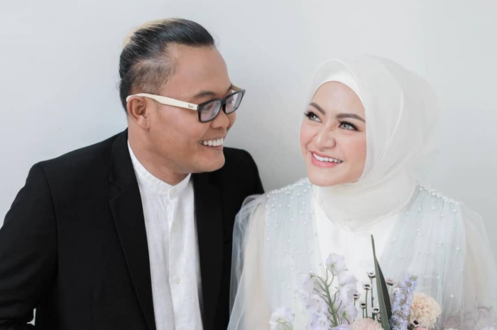 Sule dan Nathalie Holscher