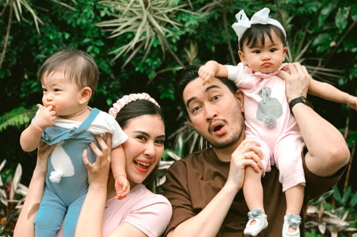 Potret keluarga kecil Syahnaz Sadiqah dan Jeje Govinda