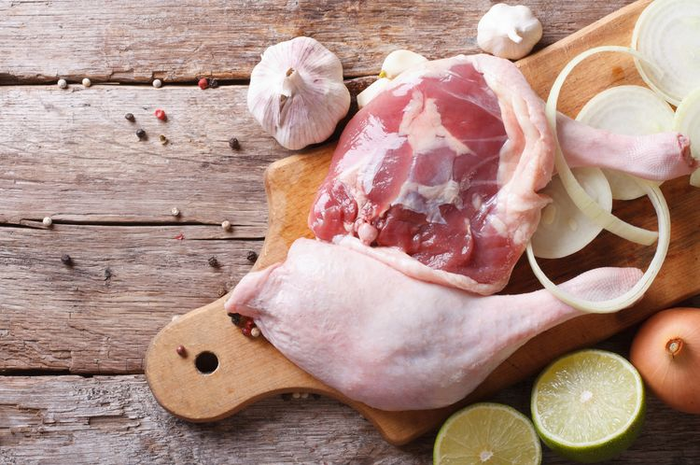 Begini rupanya rahasia masak daging bebek ala restoran yang bisa empuk banget teksturnya, cuma tambahkkan bumbu ini sebelum dimasak.
