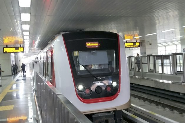 Sikat bro! Lowongan kerja LRT Jakarta khusus fresh graduate, buruan kirim lamaran ke sini.              