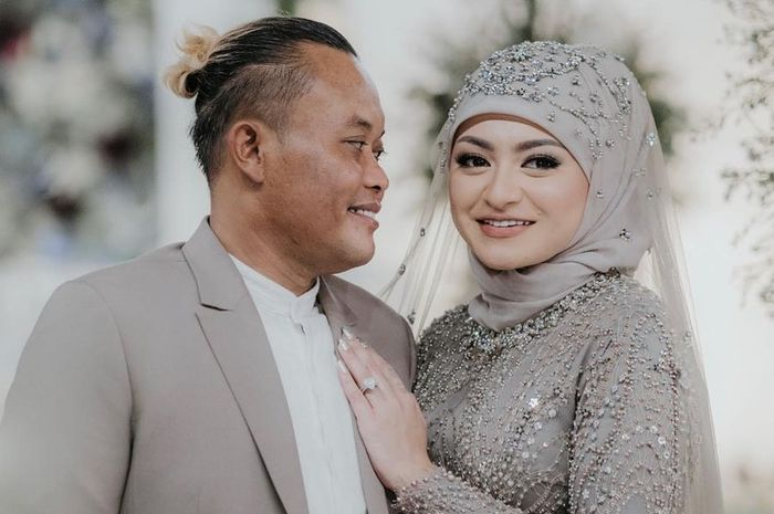 Sule dan Nathalie Holscher