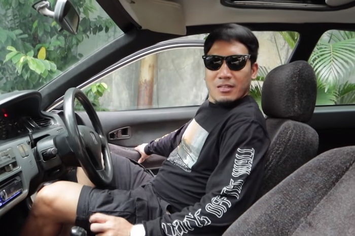 Deddy Mahendra Desta atau lebih dikenal dengan Desta ternyata punya koleksi Honda Civic Estilo 1992.