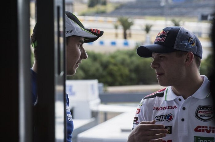 Test rider Honda, Steafan Bradl sindir Jorge Lorenzo: Meskipun jadi pembalap penguji, anda harus tetap berlatih!