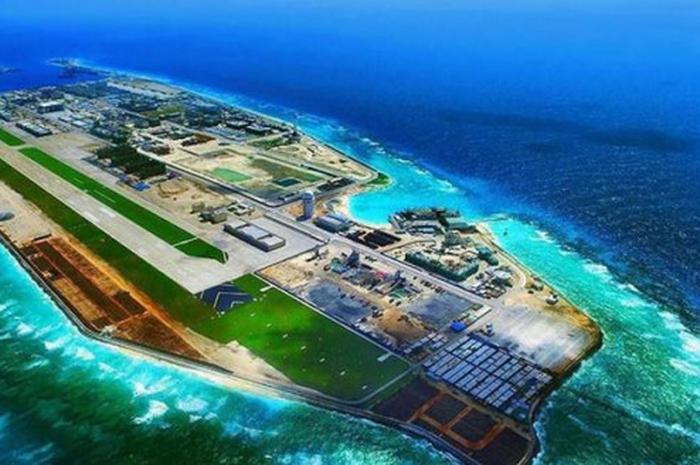 PAngkalan militer di Laut China Selatan.