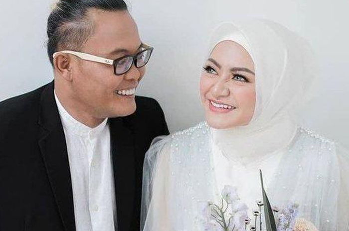 Sule dan Nathalie Holscher