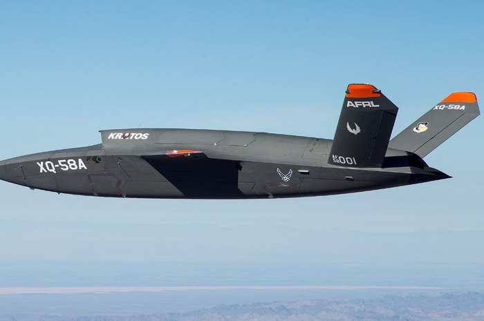 Demonstran XQ-58A Valkyrie, kendaraan udara tak berawak subsonik jarak jauh dan tinggi menyelesaikan penerbangan perdananya pada 5 Maret 2019, di Yuma Proving Grounds, Ariz.