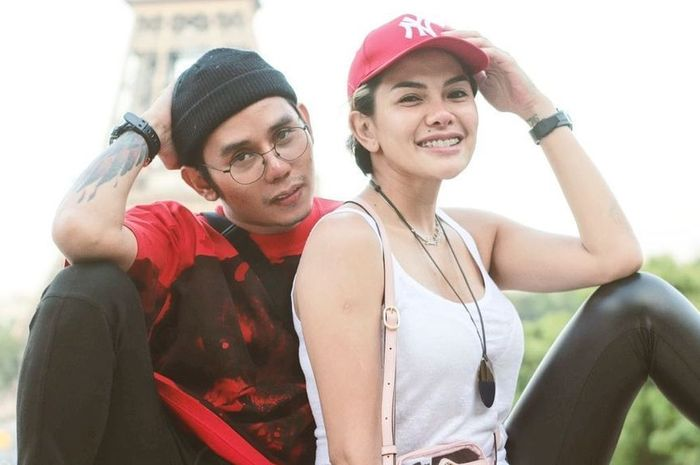 Krizna Fahrezi bersama Nikita Mirzani 