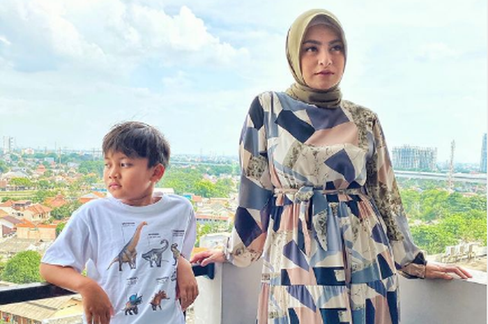 Nathalie Holscher dan Anak Bontot Sule, Ferdi