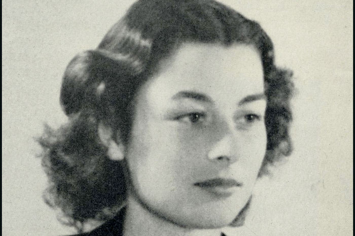 Violette Szabo, gadis tomboi yang menghadapi pasukan Nazi untuk menyelamatkan teman--temannya.