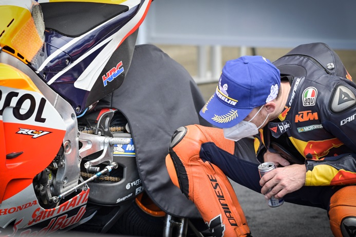 Pol Espargaro enggak percaya motor MotoGP Honda RC213V dirancang untuk Marc Marquez doang