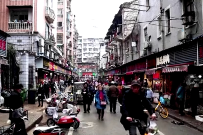 Kondisi pasar Wuhan sekarang yang makin ramai